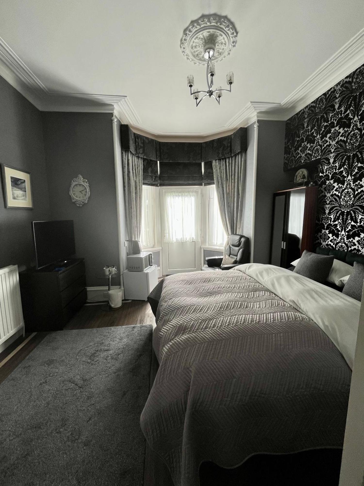 Hannahs Guesthouse Абердин Экстерьер фото