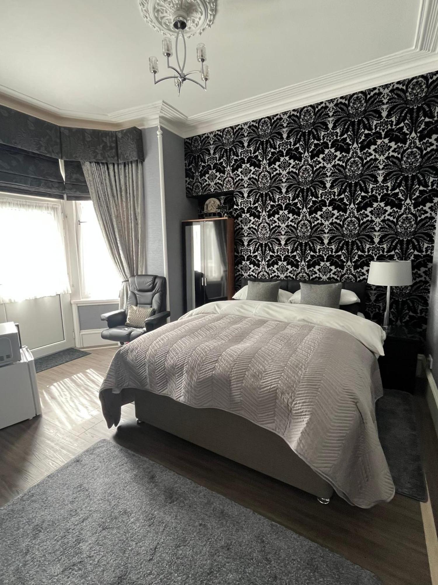 Hannahs Guesthouse Абердин Экстерьер фото